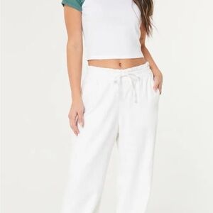 Hollister Women's White Jogger Pants